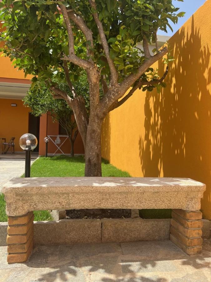 Casa Fanni- Rooms Villasimius Bagian luar foto