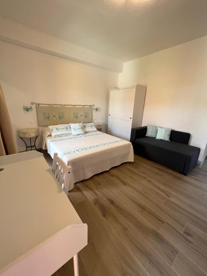 Casa Fanni- Rooms Villasimius Bagian luar foto