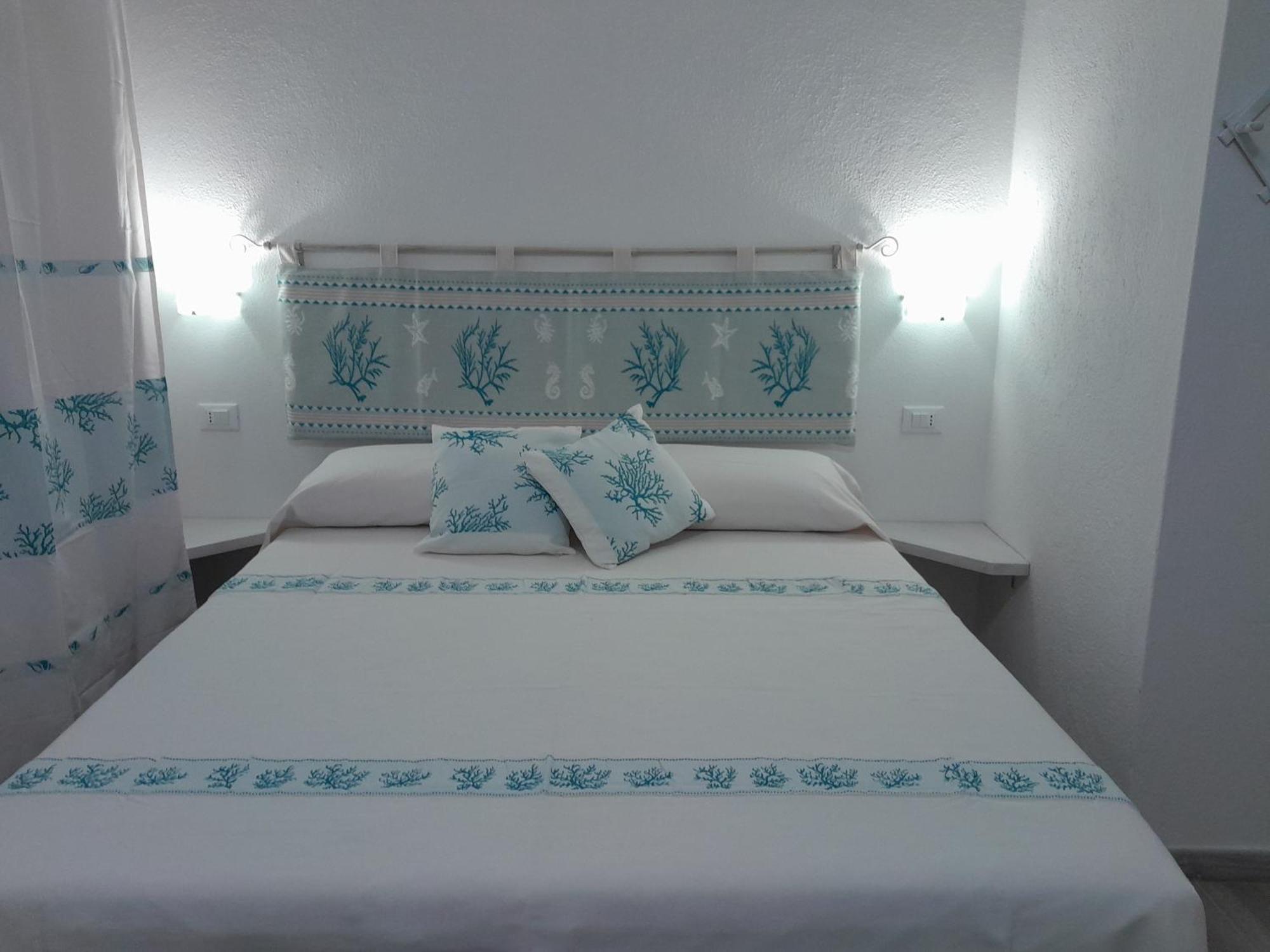 Casa Fanni- Rooms Villasimius Bagian luar foto